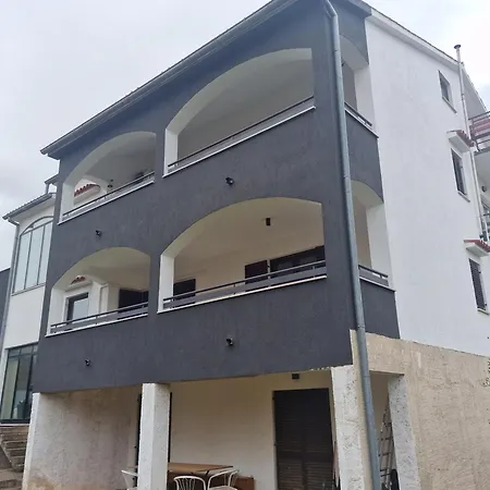 Tina Διαμέρισμα Πόρετς