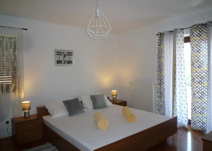 Διαμέρισμα Tina