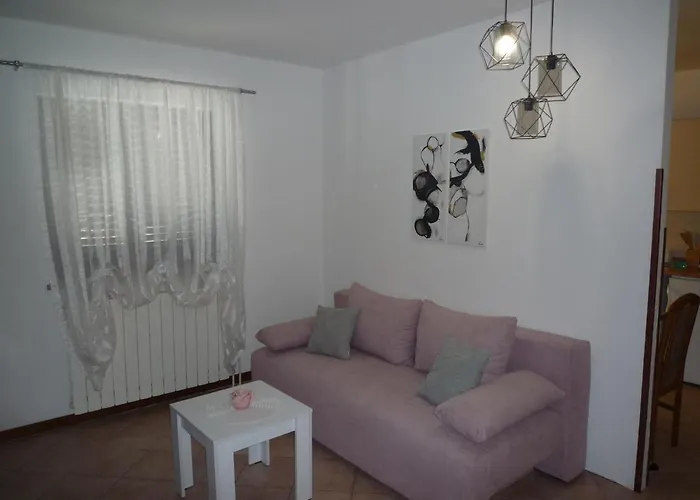 Διαμέρισμα Tina